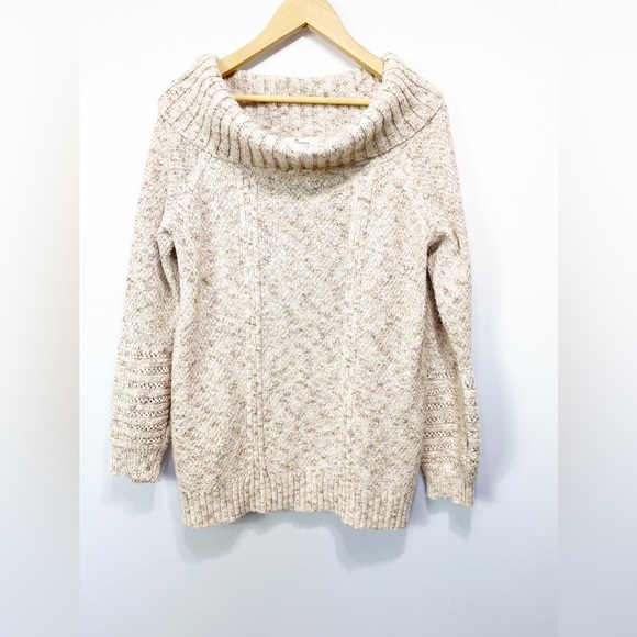 89th & Madison Sweaters - 89th & Madison Ivory Cowl Neck Sweater M